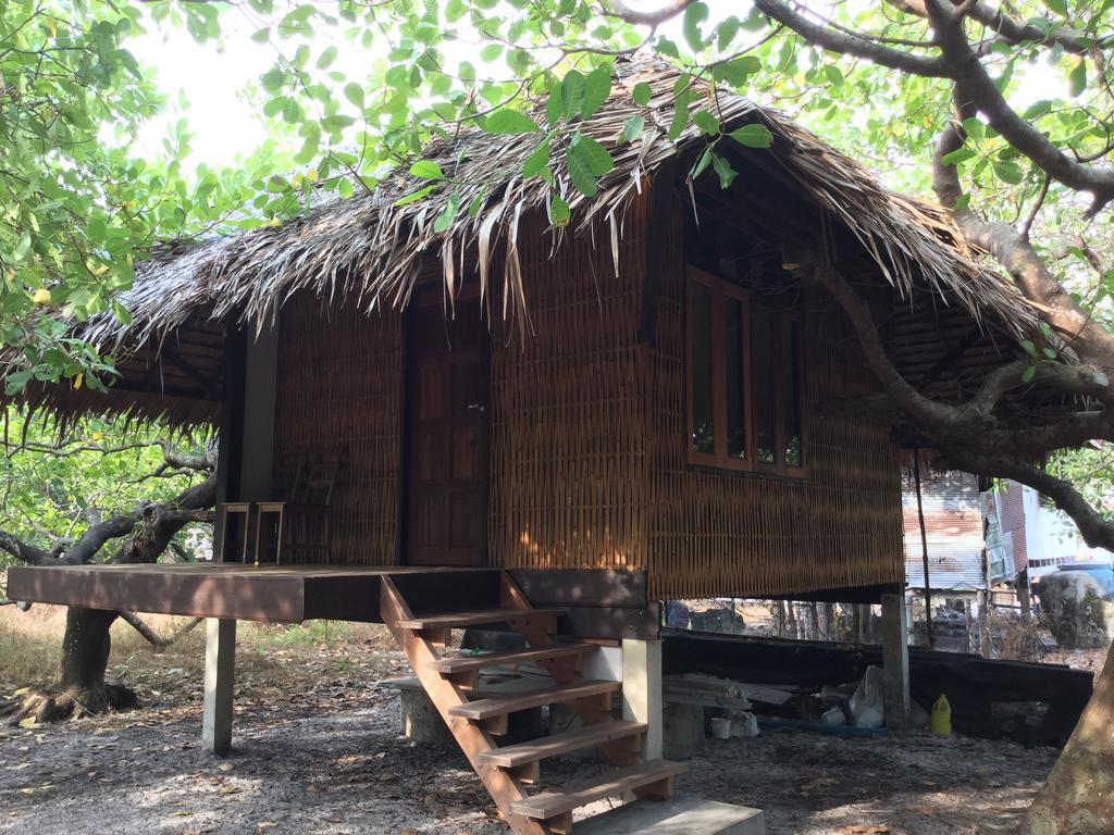 Cashew Nut Bungalow, Ko Mook Buitenkant foto